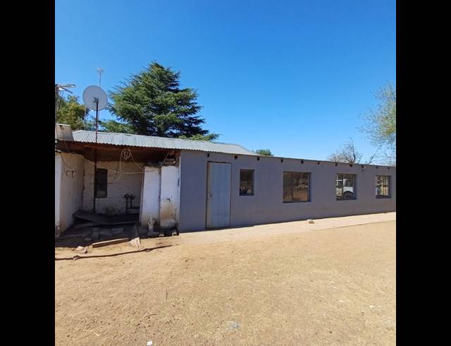 25,696M² SMALLHOLDING FOR SALE IN COOPERVILLE